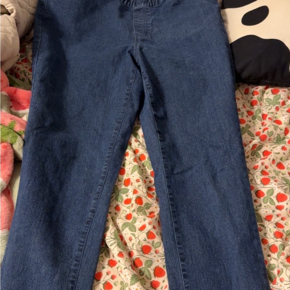 Ellos High Rise Blue Jeans Classic Design